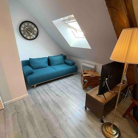 Appartement Le Bel Vue à Sens Extérieur photo