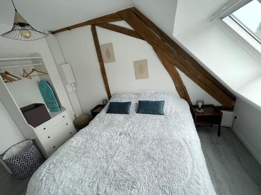 Appartement Le Bel Vue à Sens Extérieur photo