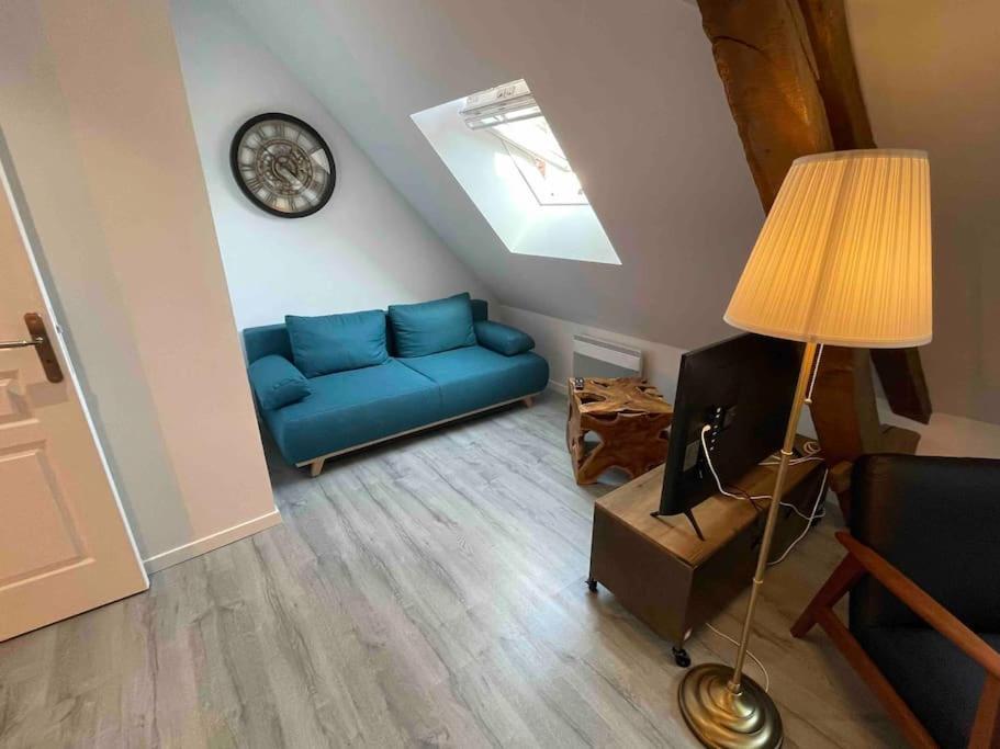 Appartement Le Bel Vue à Sens Extérieur photo