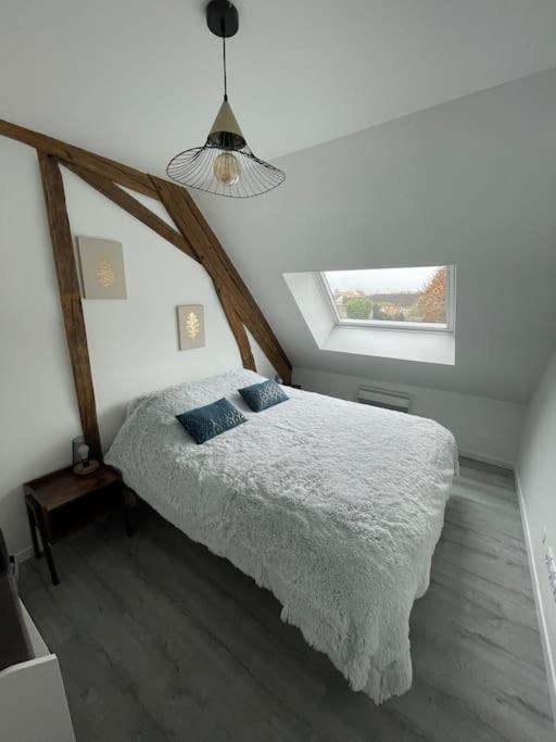 Appartement Le Bel Vue à Sens Extérieur photo