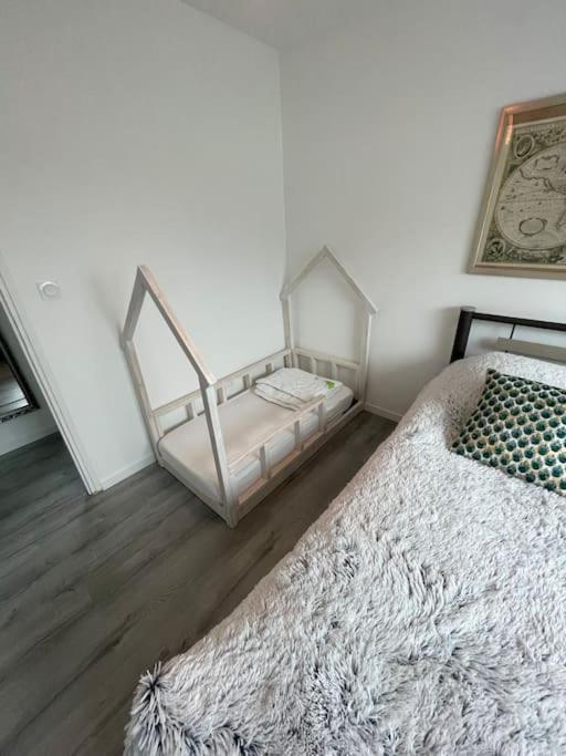 Appartement Le Bel Vue à Sens Extérieur photo