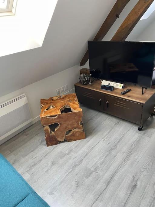 Appartement Le Bel Vue à Sens Extérieur photo