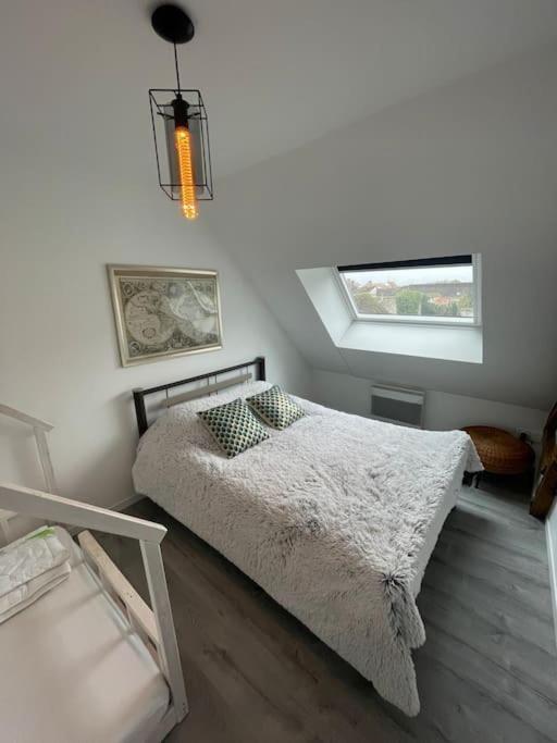 Appartement Le Bel Vue à Sens Extérieur photo